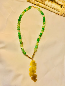 Openwork necklace in brass with agathe stone - MP-N6: Mancha de Plátano Collection